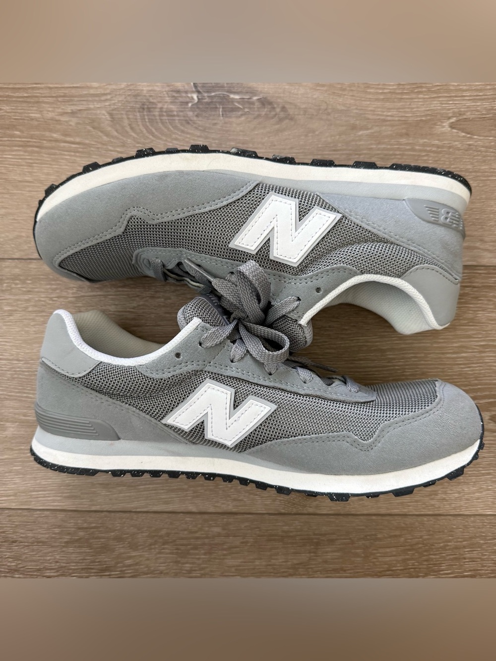 New Balance 515 Gray Sneakers Youth Size 7 Fits Women’s 8.5